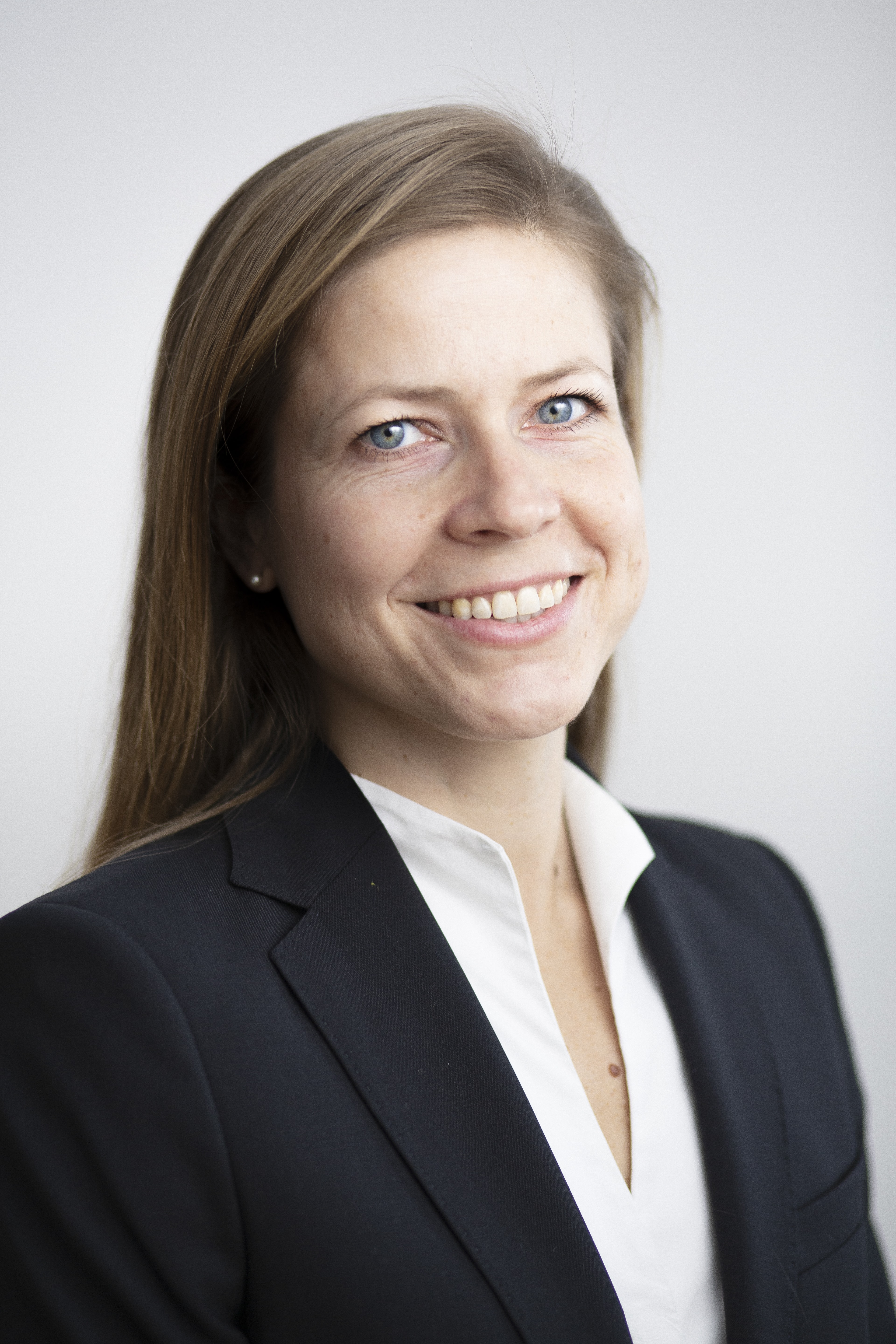 Dipl. iur. Sabine Hesse, MBA, Geschäftsführerin des FMTI